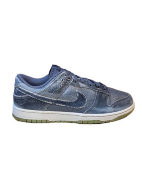 Nike Dunk Low Retro PRM "Halloween" Sneakers Featuring A Cracked Leather Finish